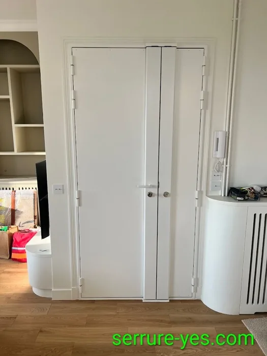 Porte blindée d'appartement posée par Serrure'YES